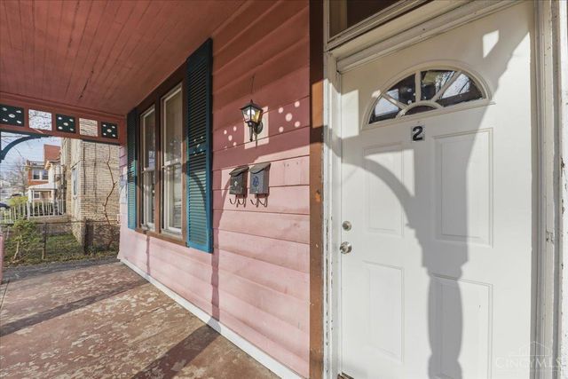 1044 Rosemont Avenue, Cincinnati, OH 45205