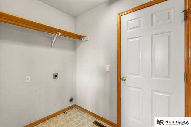 7911 Colby Street, Lincoln, NE 68505