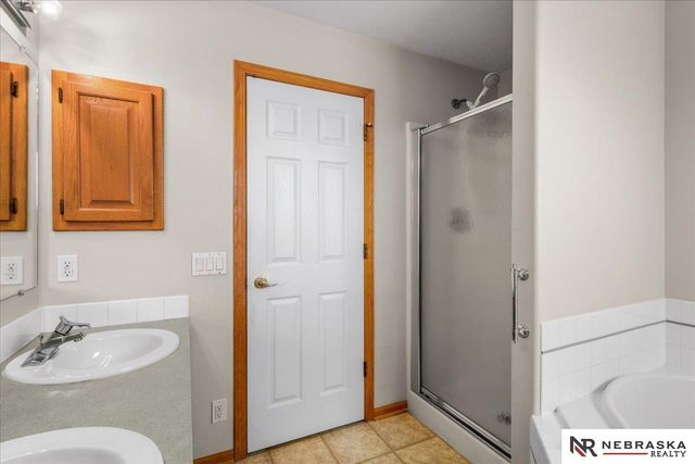 7911 Colby Street, Lincoln, NE 68505