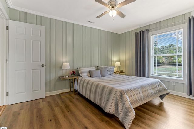 230 Foxhall Road, Spartanburg, SC 29306