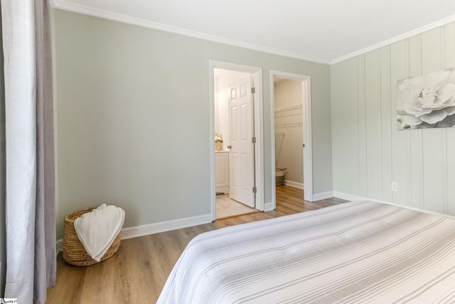 230 Foxhall Road, Spartanburg, SC 29306
