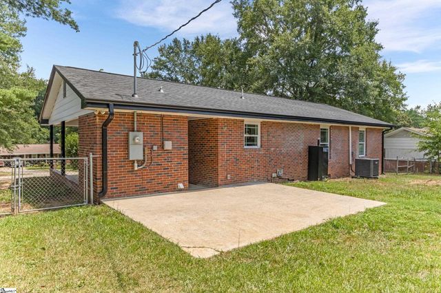 230 Foxhall Road, Spartanburg, SC 29306