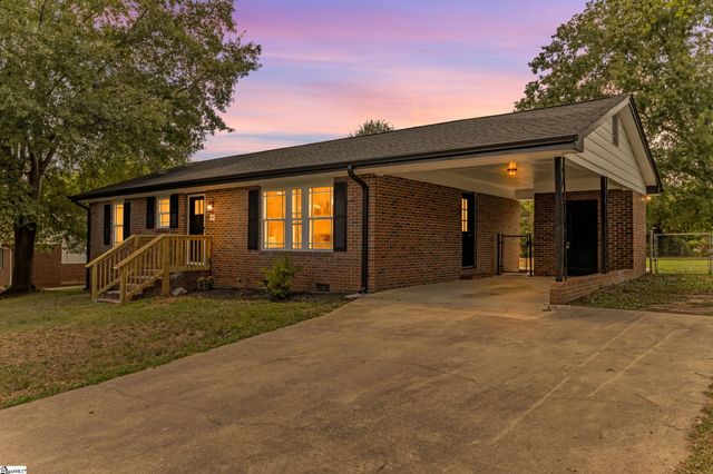 230 Foxhall Road, Spartanburg, SC 29306