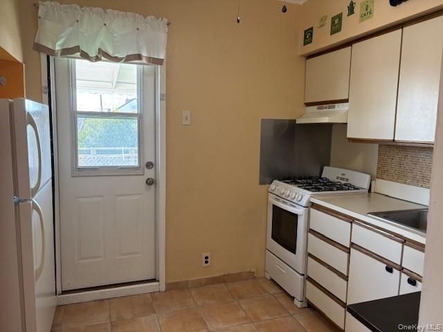 108 Elizabeth Street, Floral Park, NY 11001