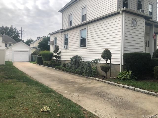 108 Elizabeth Street, Floral Park, NY 11001