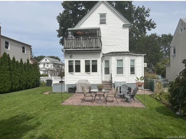 108 Elizabeth Street, Floral Park, NY 11001