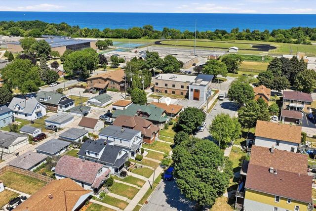 3956 E Edgerton AVENUE, Cudahy, WI 53110