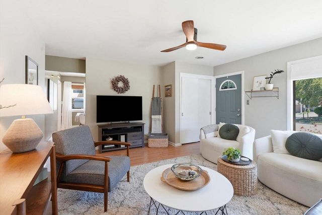 3956 E Edgerton AVENUE, Cudahy, WI 53110