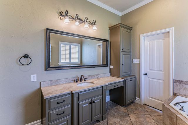112 Star Ridge Circle, Waco, TX 76657