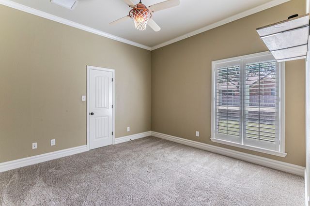 112 Star Ridge Circle, Waco, TX 76657