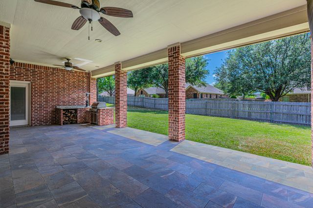 112 Star Ridge Circle, Waco, TX 76657