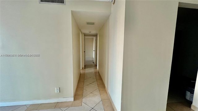 100 Bayview Drive 607, Sunny Isles Beach, FL 33160