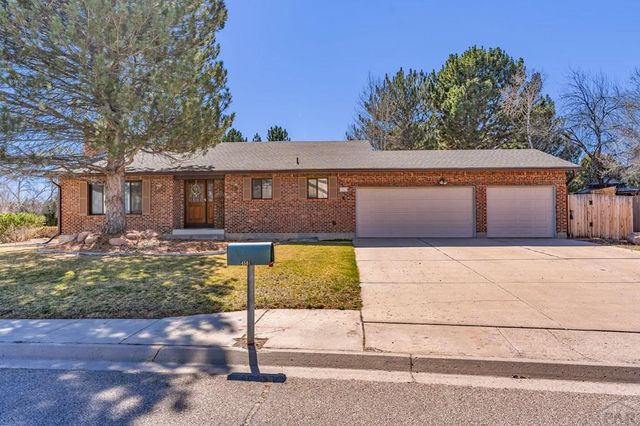 4501 Cedarweed Blvd, Pueblo, CO 81001