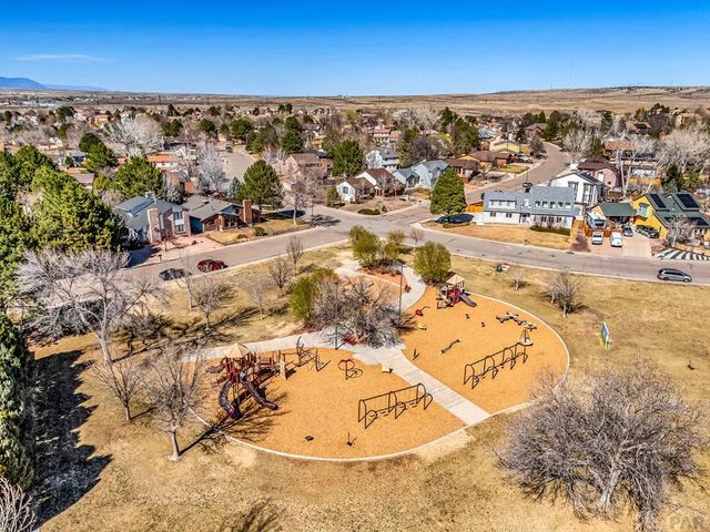 4501 Cedarweed Blvd, Pueblo, CO 81001