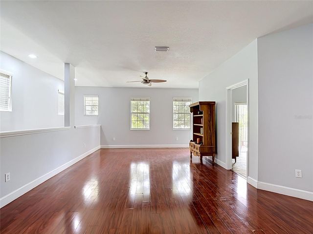 9502 W PARK VILLAGE DRIVE 108, Tampa, FL 33626