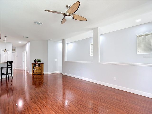 9502 W PARK VILLAGE DRIVE 108, Tampa, FL 33626