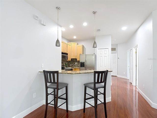 9502 W PARK VILLAGE DRIVE 108, Tampa, FL 33626
