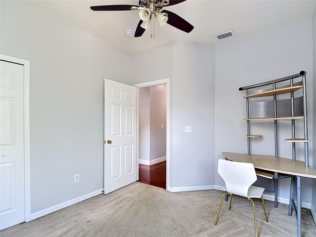 9502 W PARK VILLAGE DRIVE 108, Tampa, FL 33626