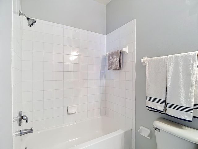 9502 W PARK VILLAGE DRIVE 108, Tampa, FL 33626