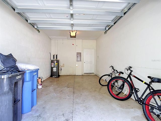 9502 W PARK VILLAGE DRIVE 108, Tampa, FL 33626