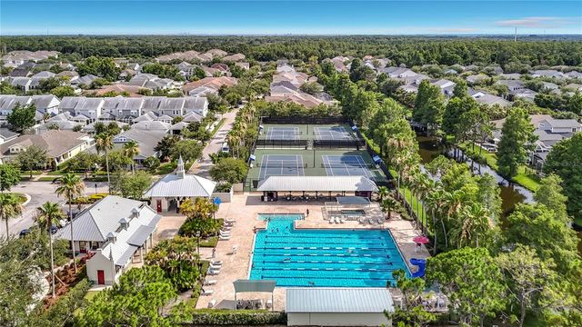 9502 W PARK VILLAGE DRIVE 108, Tampa, FL 33626