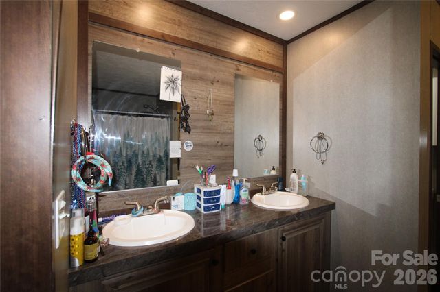 104 Waynes Place, Kings Mountain, NC 28086