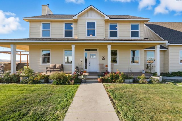 41213 S Clodfelter Rd, Kennewick, WA 99338