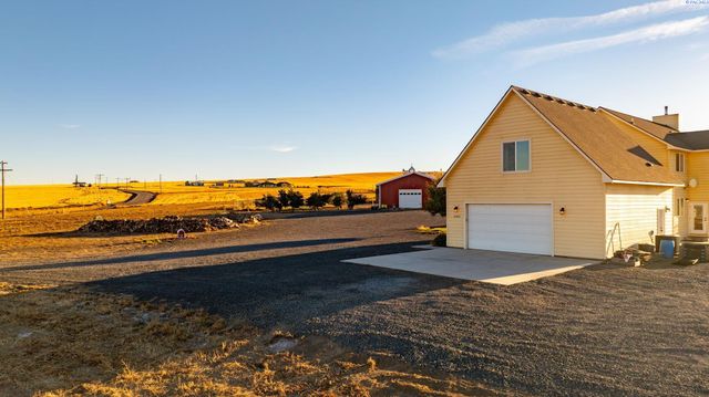 41213 S Clodfelter Rd, Kennewick, WA 99338