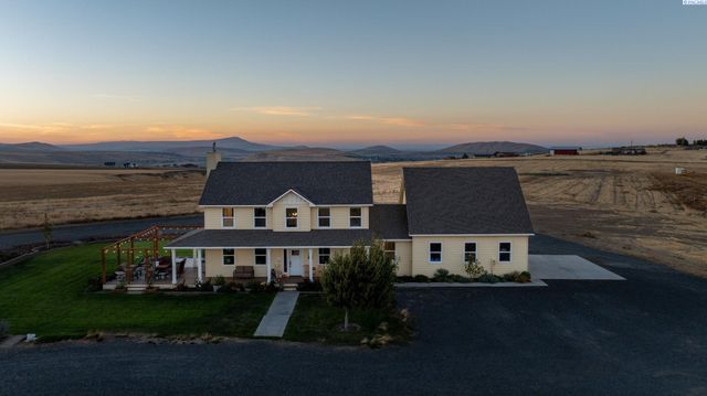 41213 S Clodfelter Rd, Kennewick, WA 99338