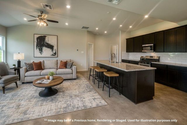 8 Greenway Drive, Trinity, TX 75862