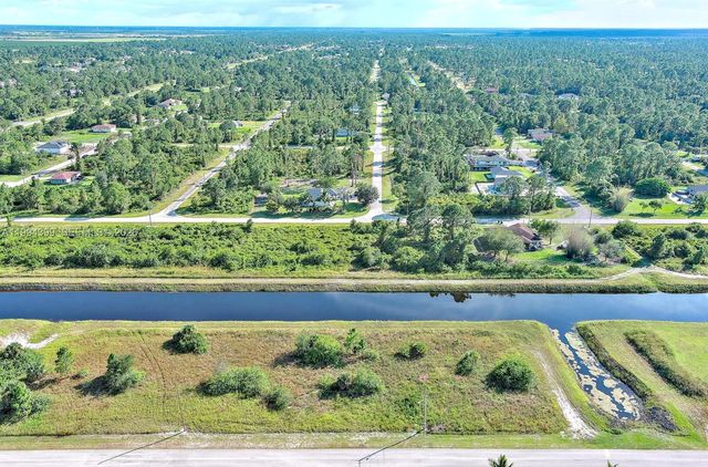 1134 HUDSON ST E, Lehigh Acres, FL 33974