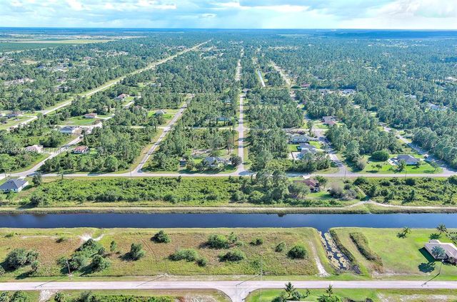 1134 HUDSON ST E, Lehigh Acres, FL 33974