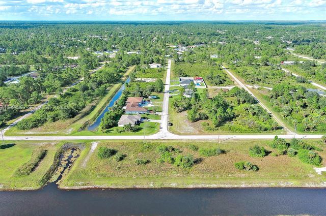 1134 HUDSON ST E, Lehigh Acres, FL 33974