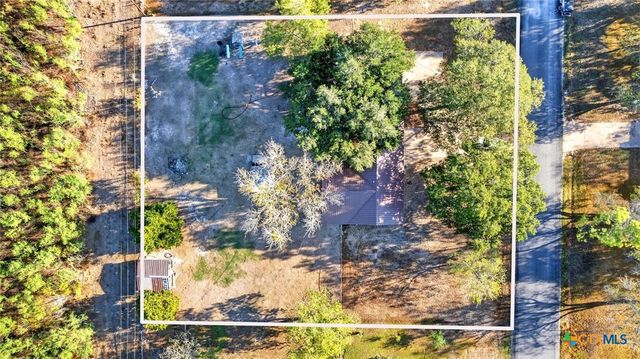 304 Sun Valley Drive, Victoria, TX 77904