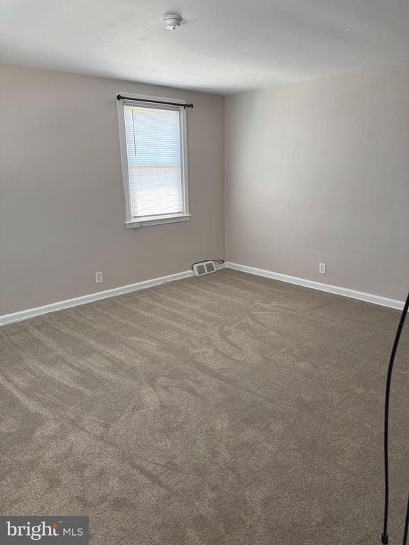 9000 WESLEYAN RD, PHILADELPHIA, PA 19136 — photo 4
