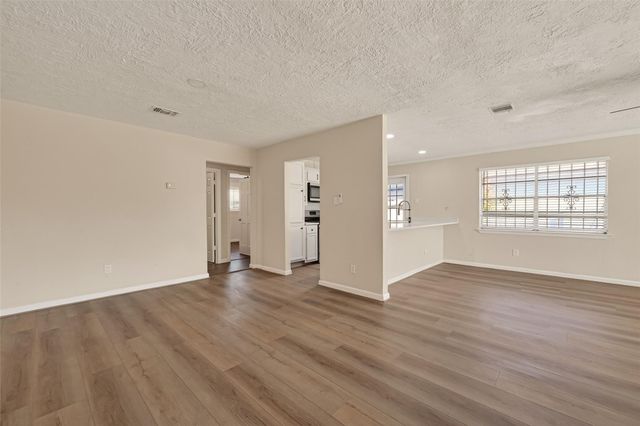 711 Blue Rock Court, Houston, TX 77060