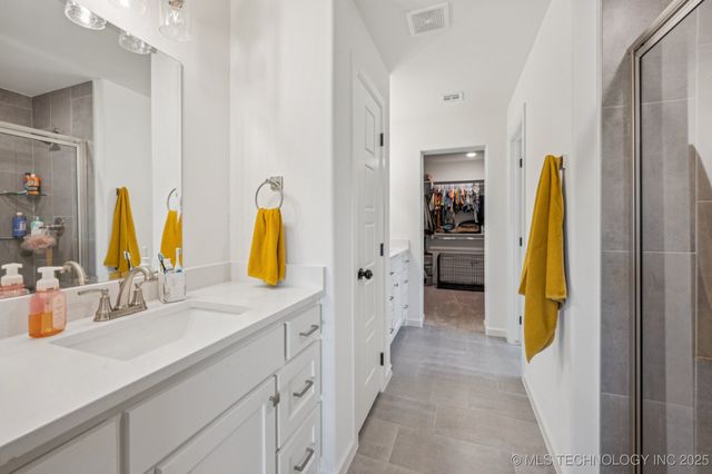 1200 SE 15th, Pryor, OK 74361