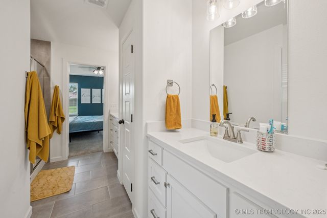 1200 SE 15th, Pryor, OK 74361