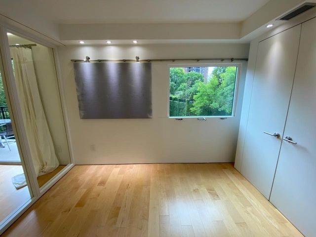 1225 Lasalle Avenue 404, Minneapolis, MN 55403