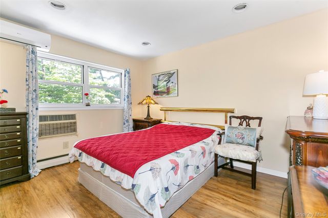 57 Merry Lane, Jericho, NY 11753