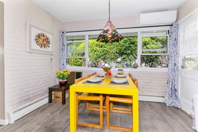 57 Merry Lane, Jericho, NY 11753