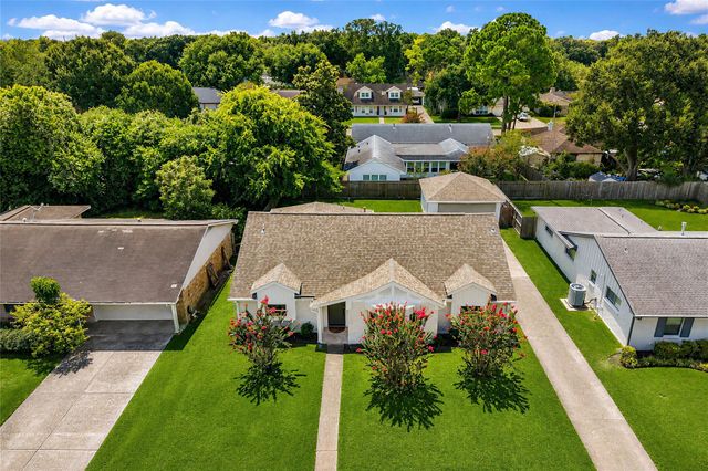 4321 Kingfisher Drive, Houston, TX 77035