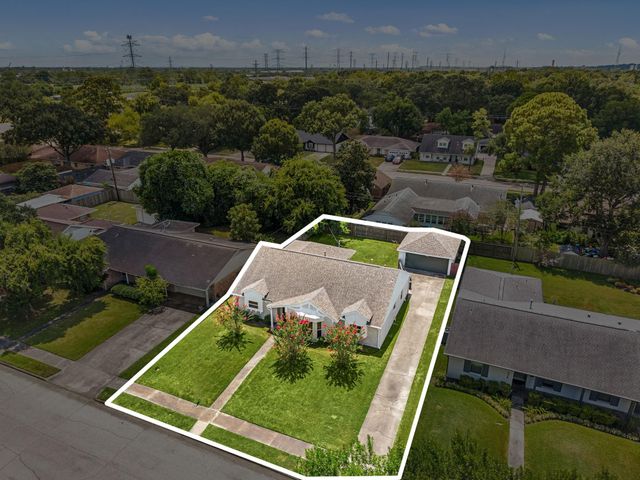 4321 Kingfisher Drive, Houston, TX 77035