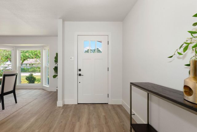 4321 Kingfisher Drive, Houston, TX 77035