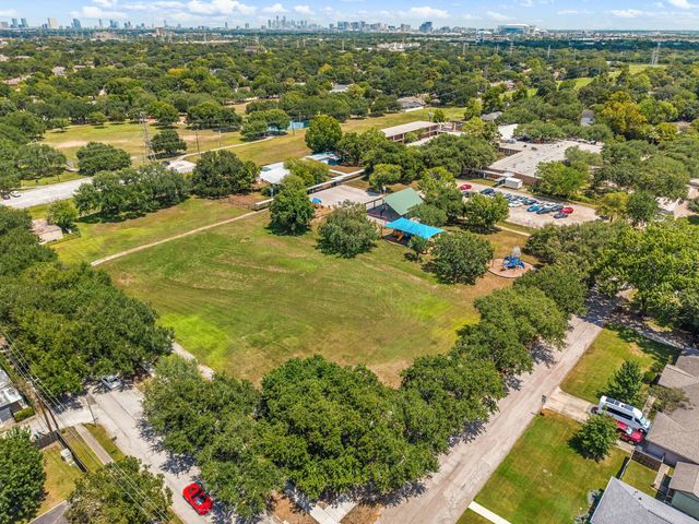 4321 Kingfisher Drive, Houston, TX 77035