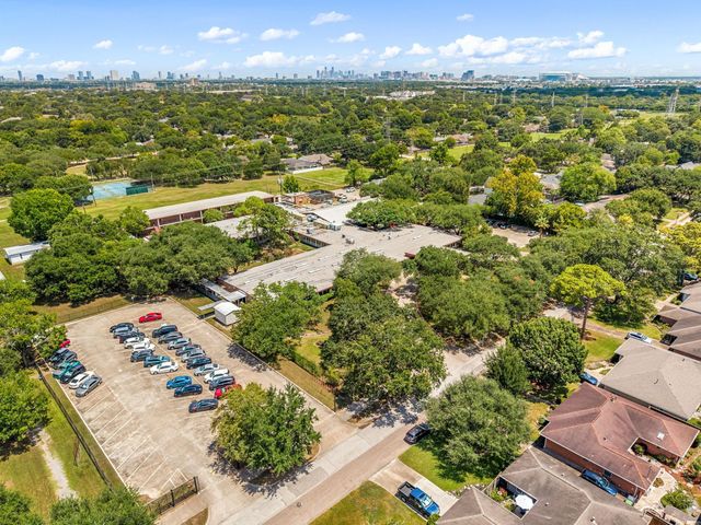 4321 Kingfisher Drive, Houston, TX 77035