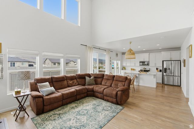 5080 FOLKSTONE DR, Eagle Mountain, UT 84005