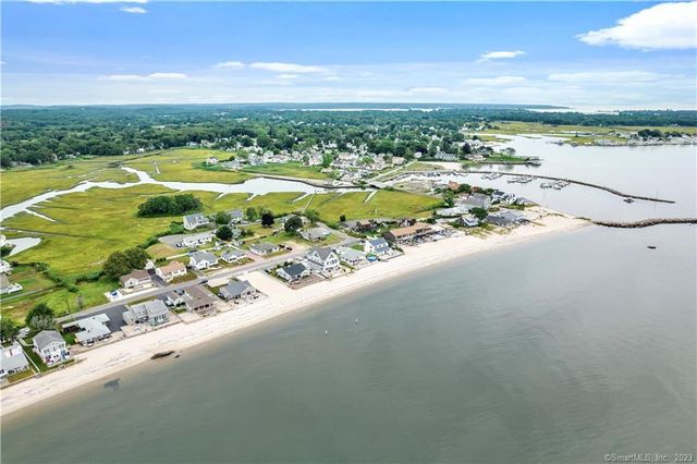 8 Belaire Manor, Old Saybrook, CT 06475