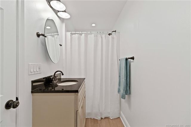 8 Belaire Manor, Old Saybrook, CT 06475