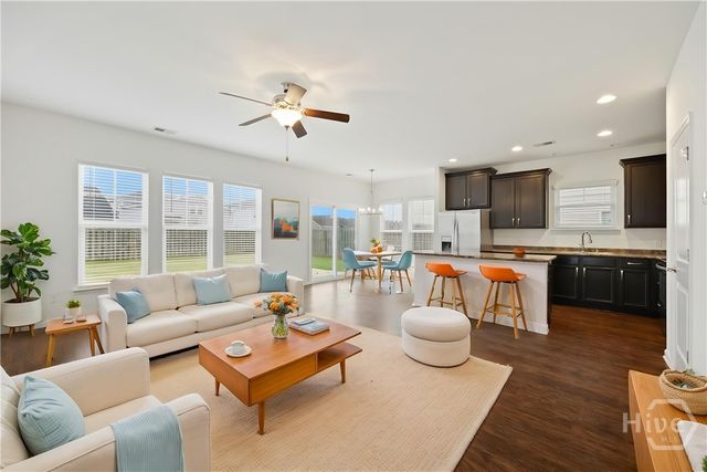 203 Lakepointe Drive, Savannah, GA 31407